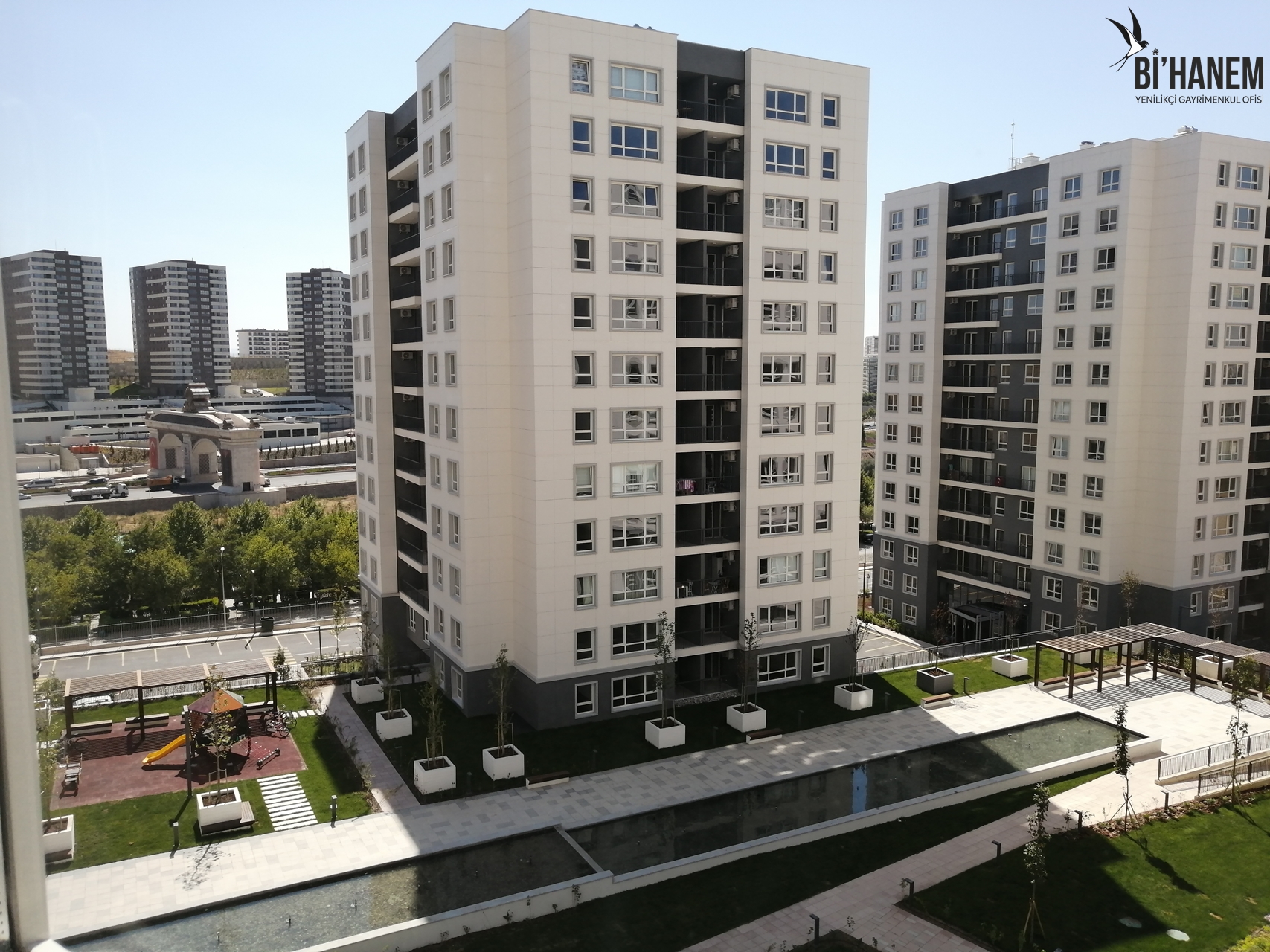 Bİ HANEM OYAK Göksupark'ta Peyzaj Manzaralı, Ara Kat, GD Cephe